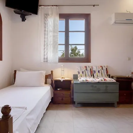 Areti Orfeas Two-bedroom Appartement *